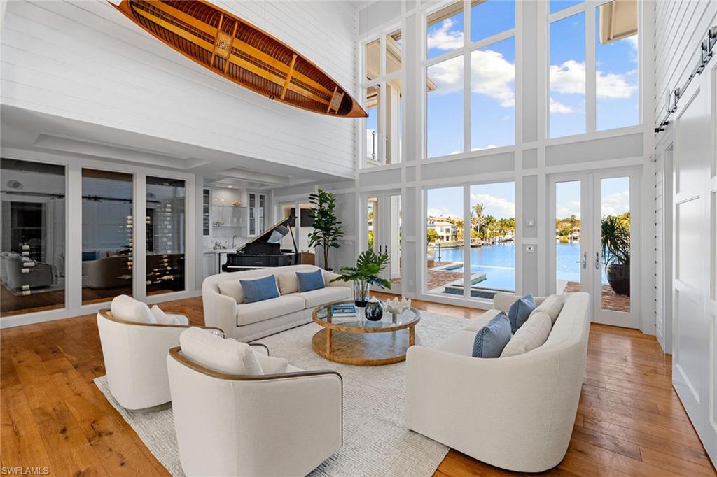 AQUALANE SHORES - Residential