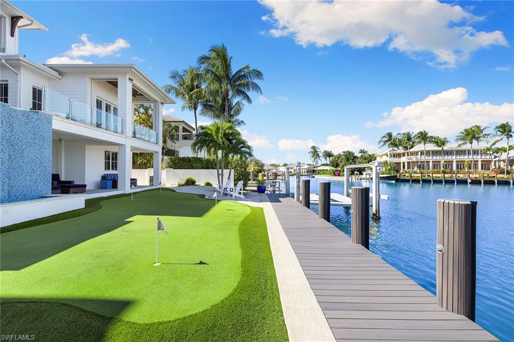AQUALANE SHORES - Residential