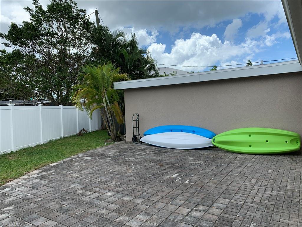 BROOKSIDE - Residential