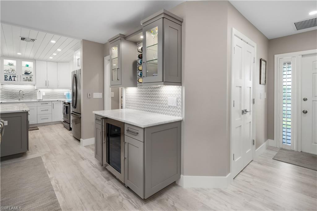 SHIPPS LANDING - Residential
