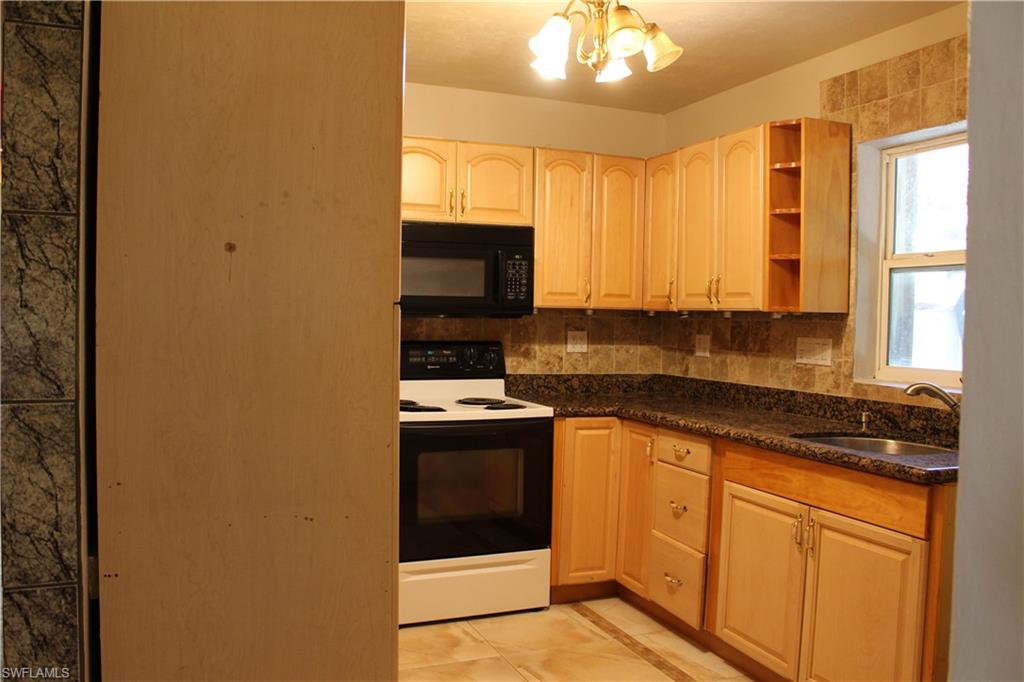 ALABAMA GROVE TERRACE - Residential