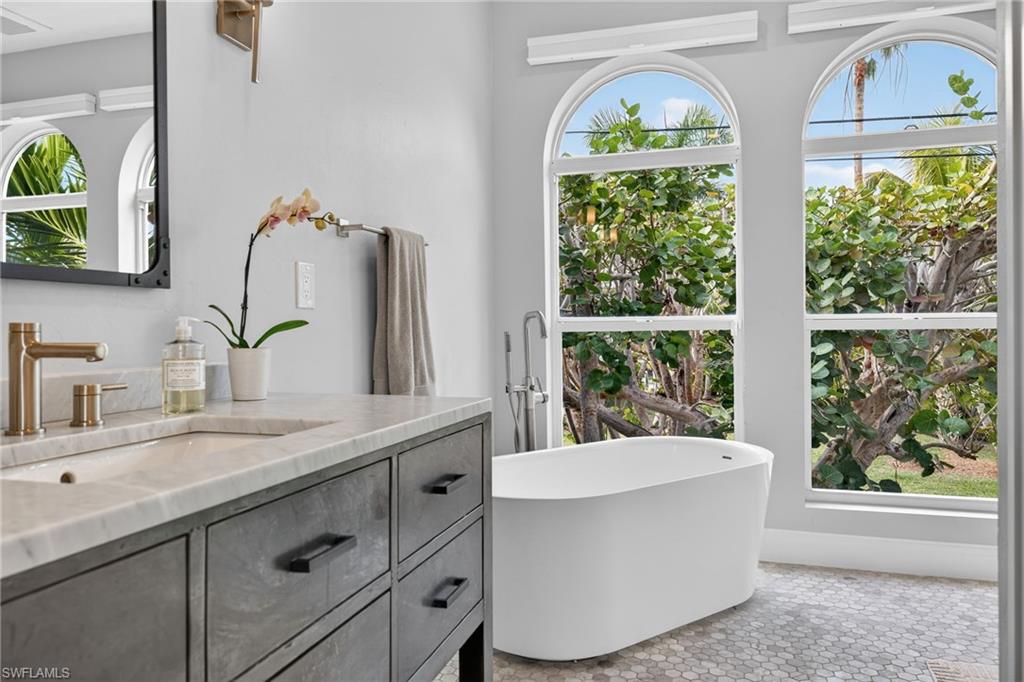 SANIBEL ISLES - Residential