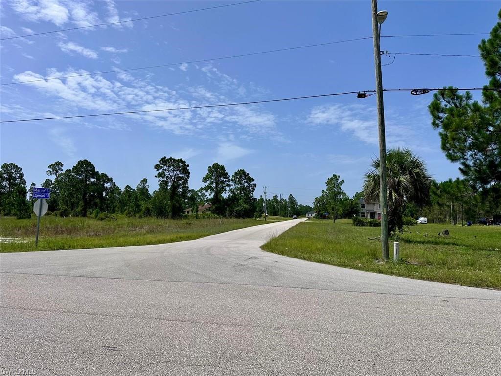 LEHIGH ACRES - Land