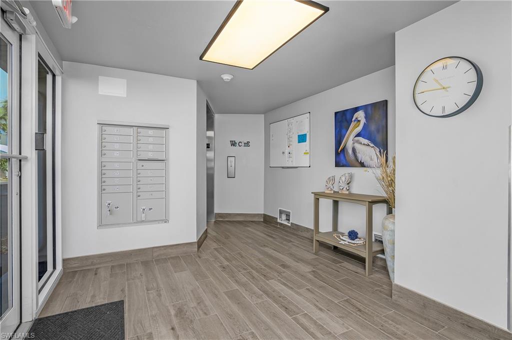ROYAL PELICAN TOWNHOUSE - Residential