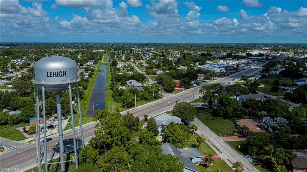 LEHIGH ACRES - Land