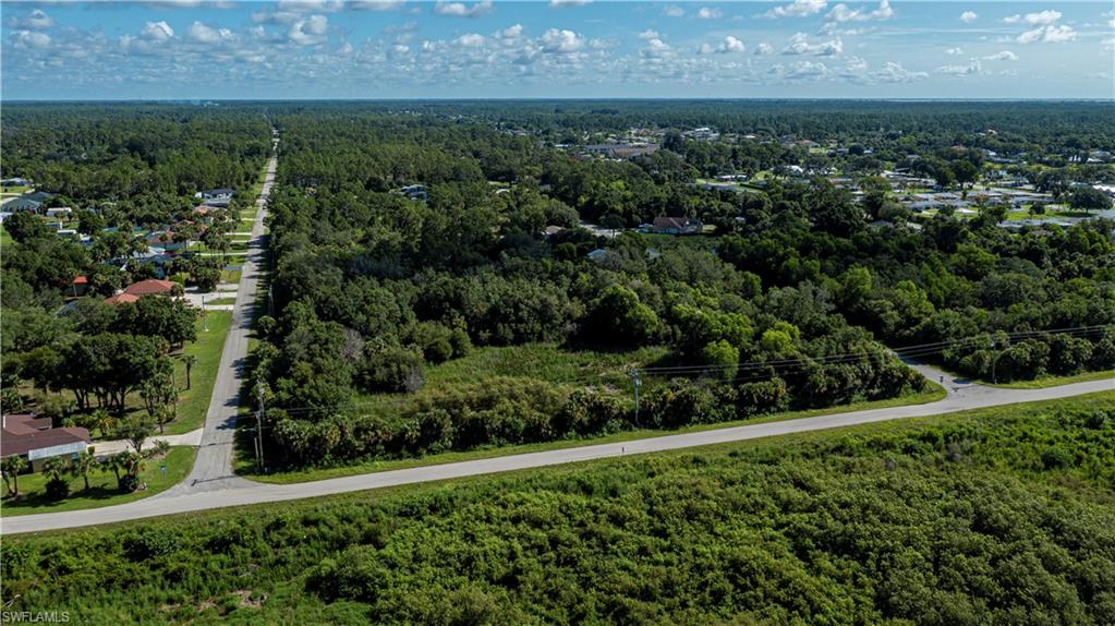 LEHIGH ACRES - Land