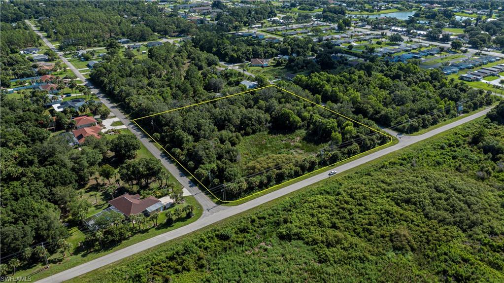LEHIGH ACRES - Land