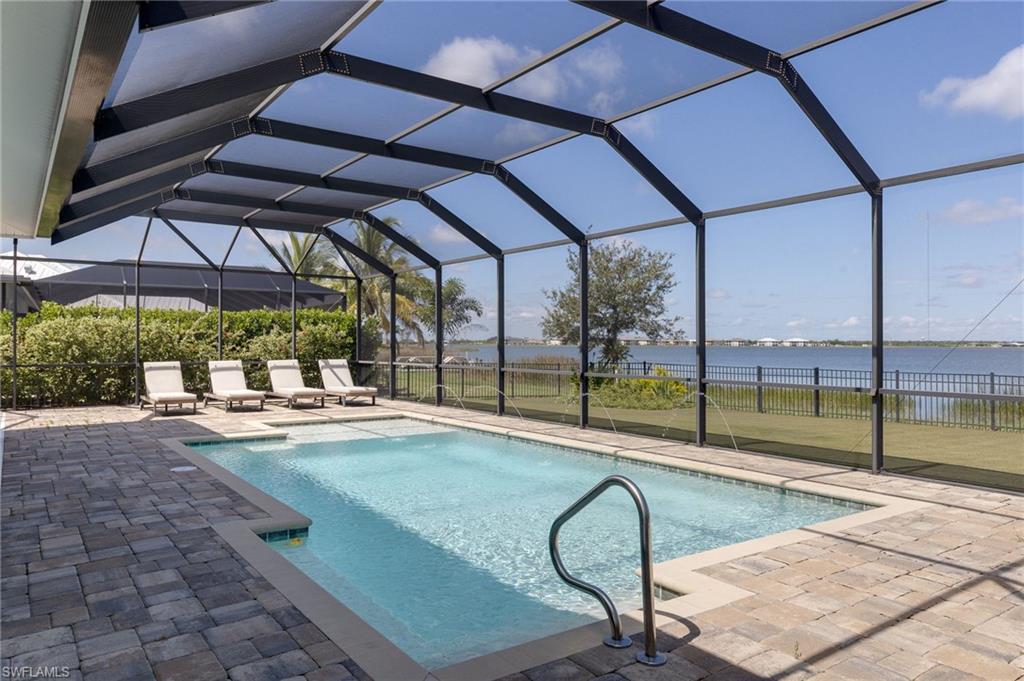 LAKE BABCOCK - Residential