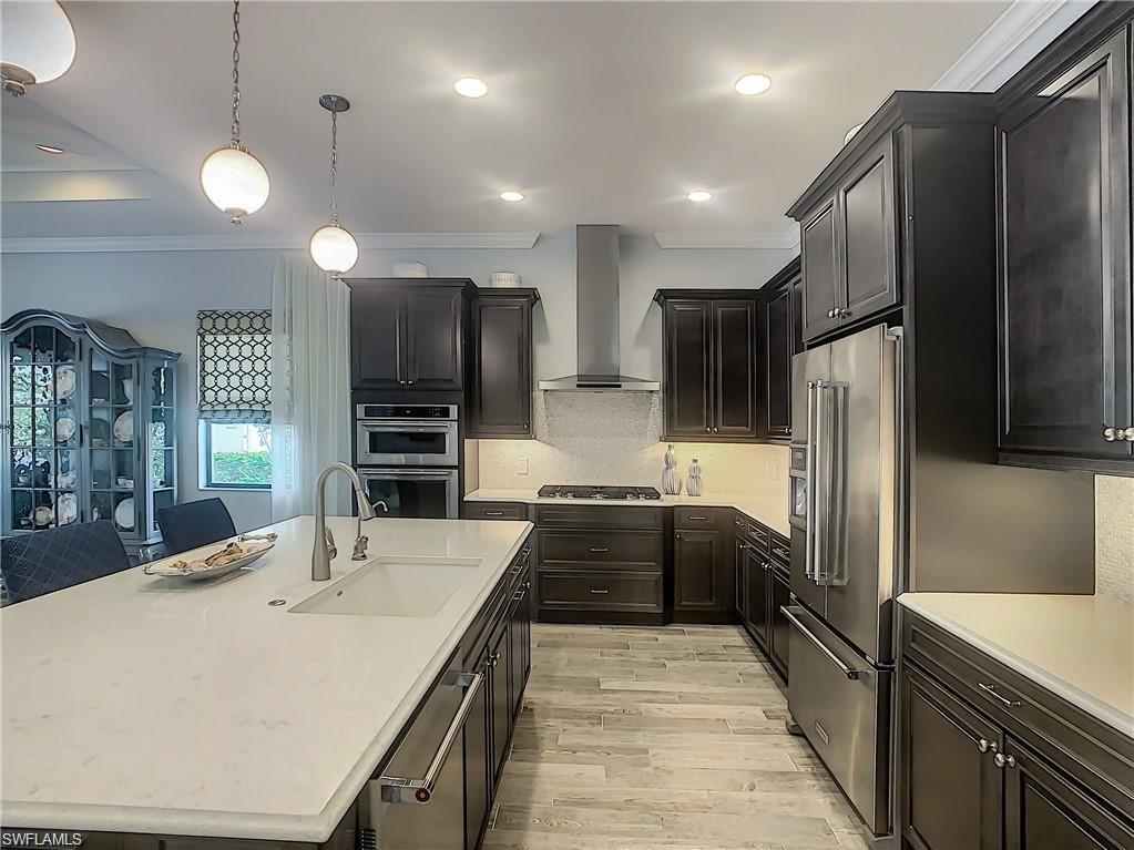 LAMORADA - Residential Lease