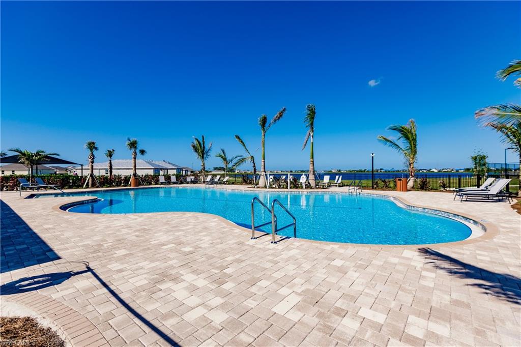 STONEWATER - Residential