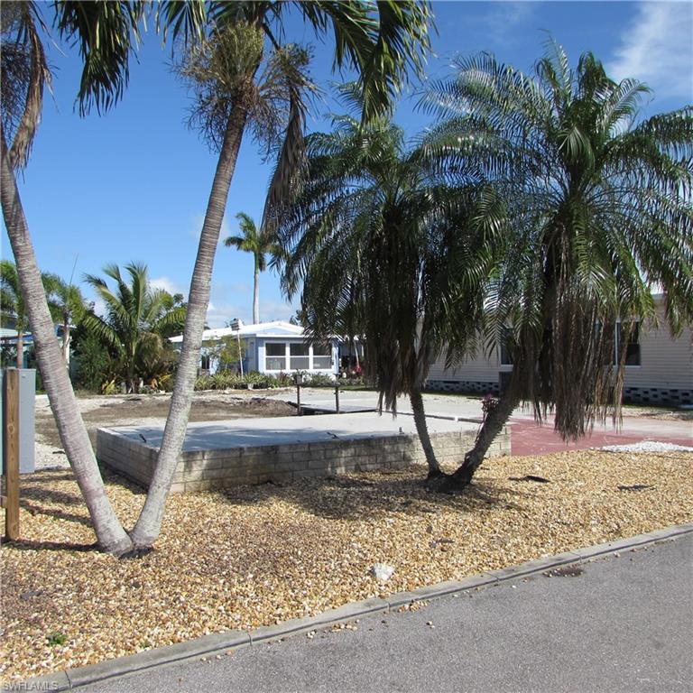 PINE ISLAND COVE - Land