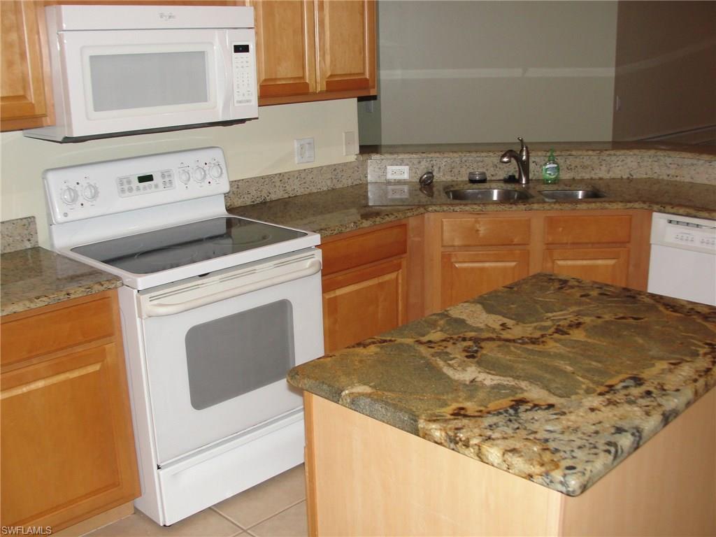 STRATFORD PLACE - Residential Lease