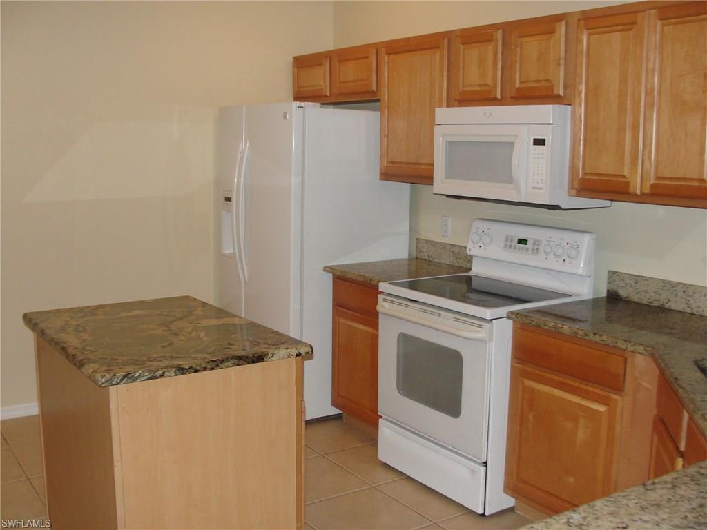 STRATFORD PLACE - Residential Lease