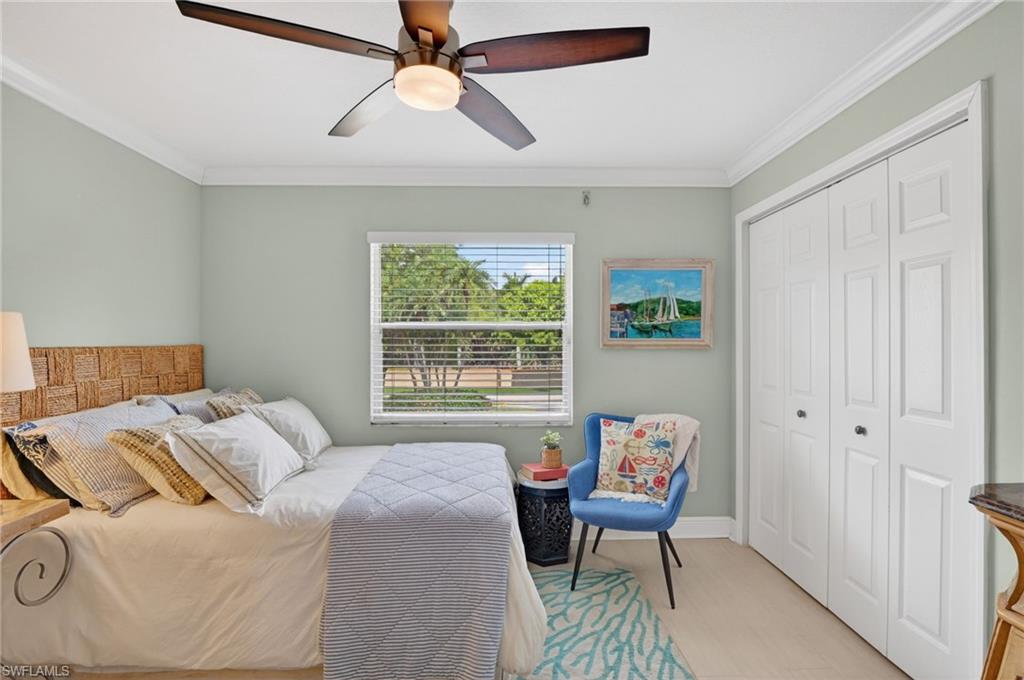 HUNTINGTON LAKES - Residential