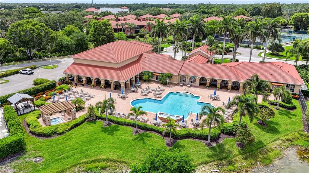 HUNTINGTON LAKES - Residential