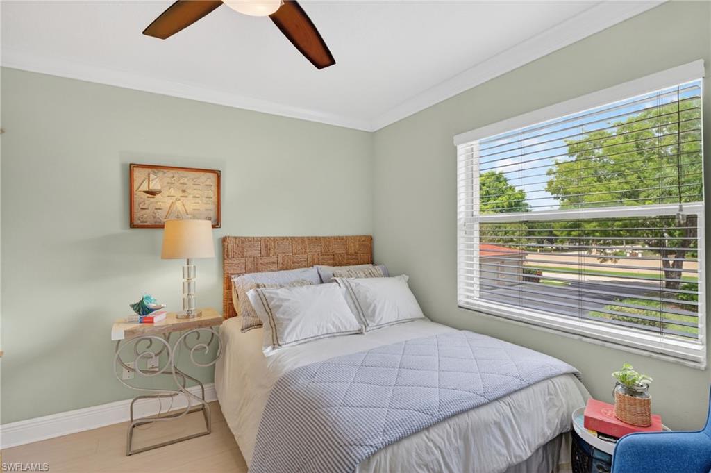 HUNTINGTON LAKES - Residential