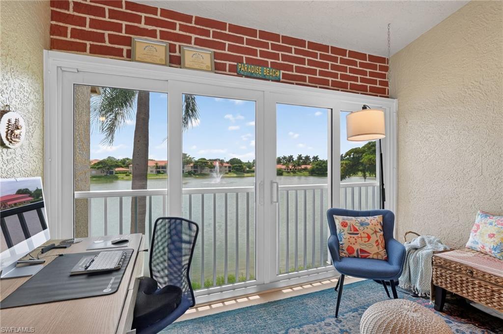 HUNTINGTON LAKES - Residential