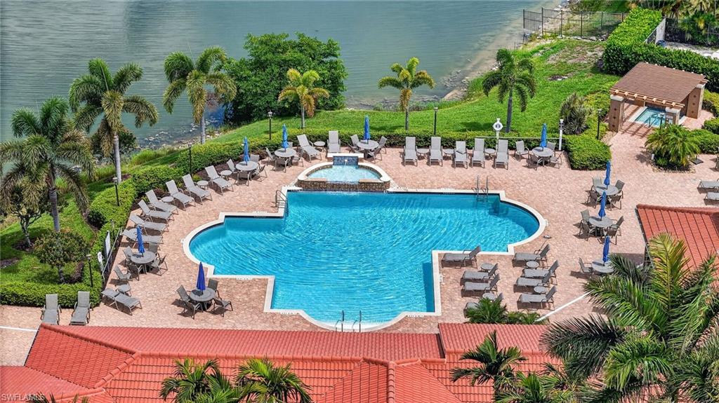 HUNTINGTON LAKES - Residential