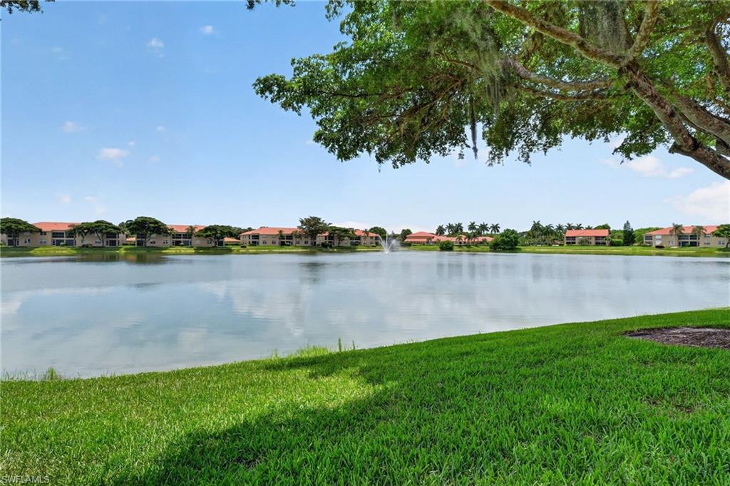 HUNTINGTON LAKES - Residential