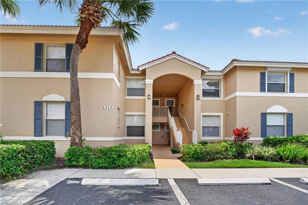 HUNTINGTON LAKES - Residential