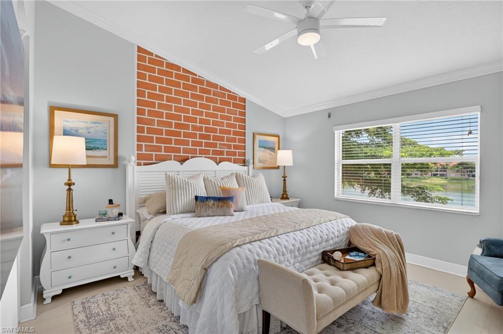 HUNTINGTON LAKES - Residential