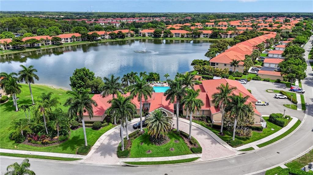 HUNTINGTON LAKES - Residential