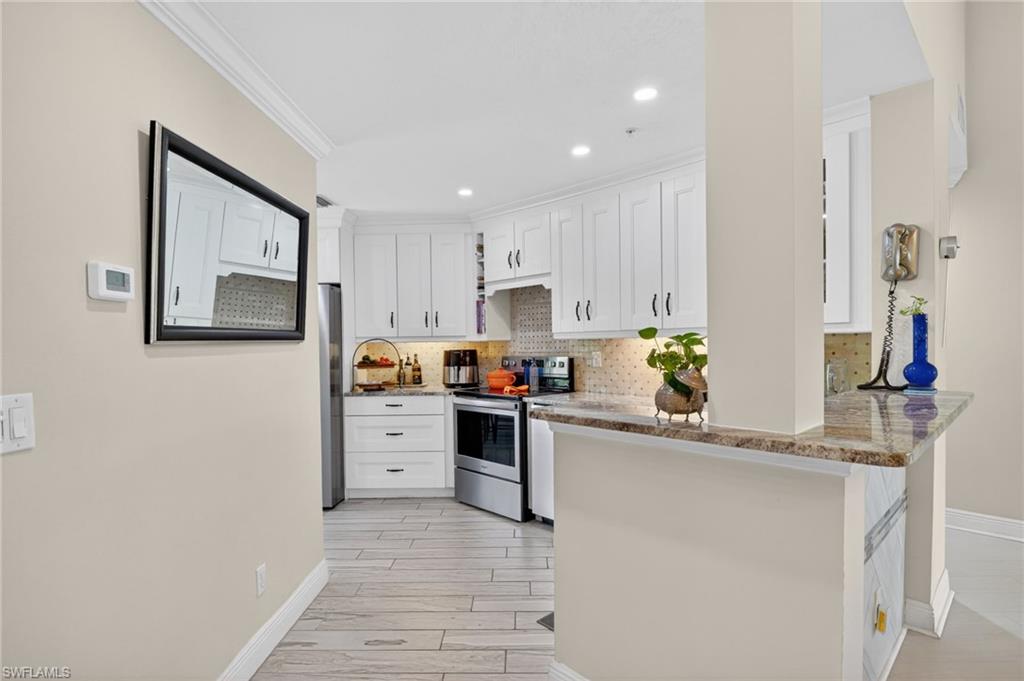 HUNTINGTON LAKES - Residential
