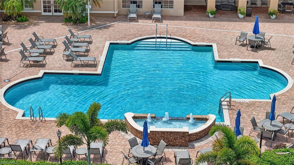 HUNTINGTON LAKES - Residential