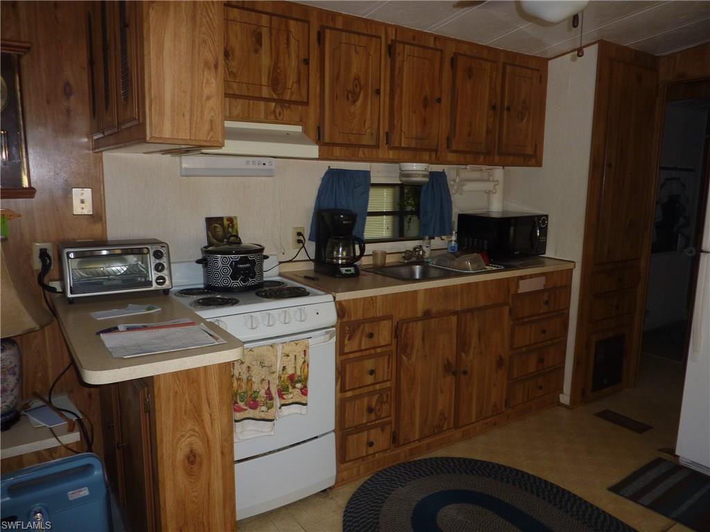 PALMETTO PALMS R V - Residential
