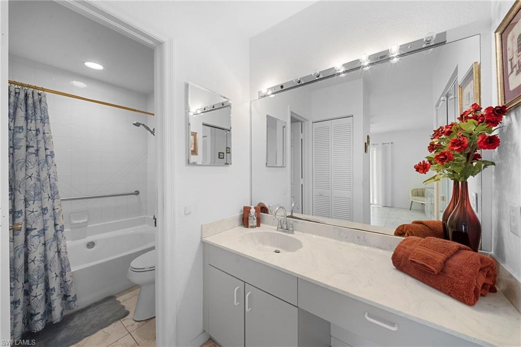 EMERALD WOODS - Residential Lease