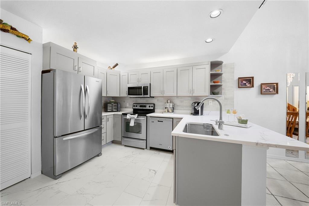 EMERALD WOODS - Residential Lease