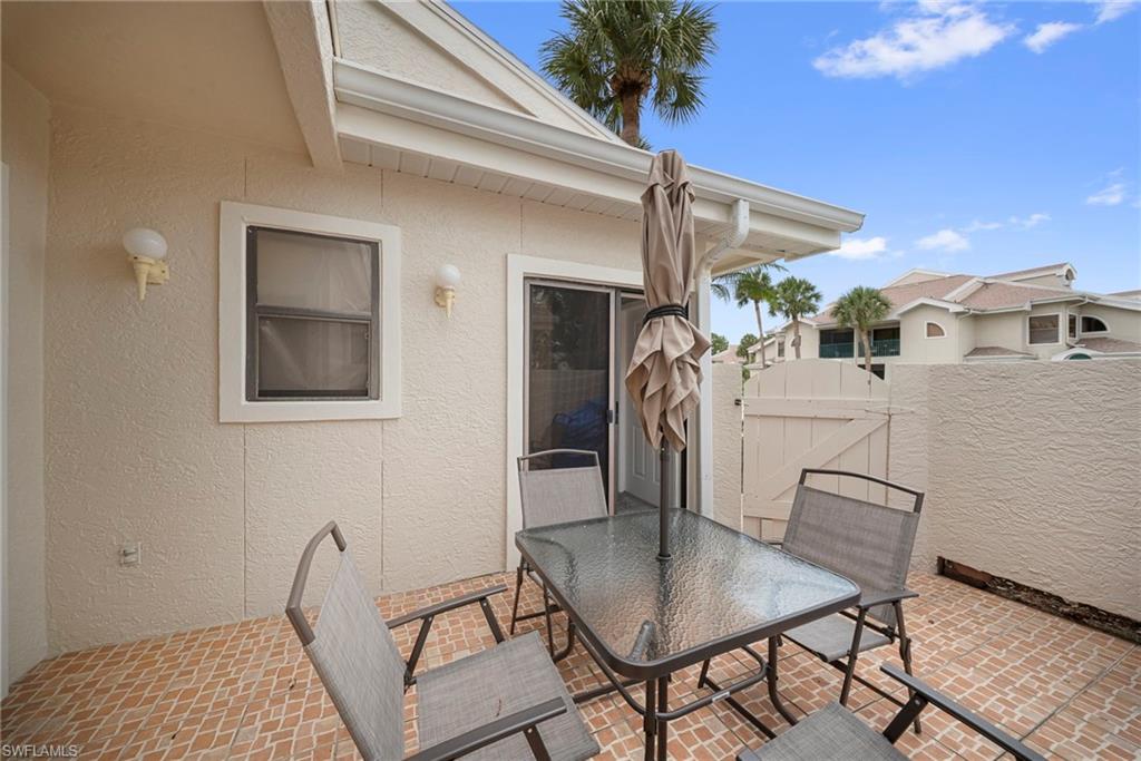 EMERALD WOODS - Residential Lease