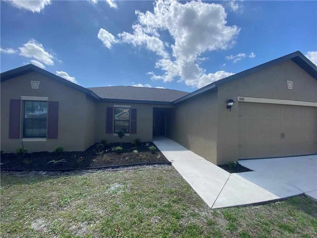 CAPE CORAL - Residential