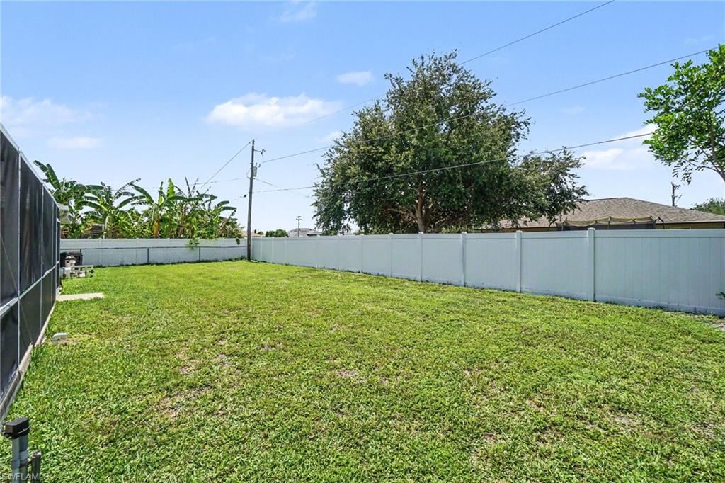 CAPE CORAL - Residential