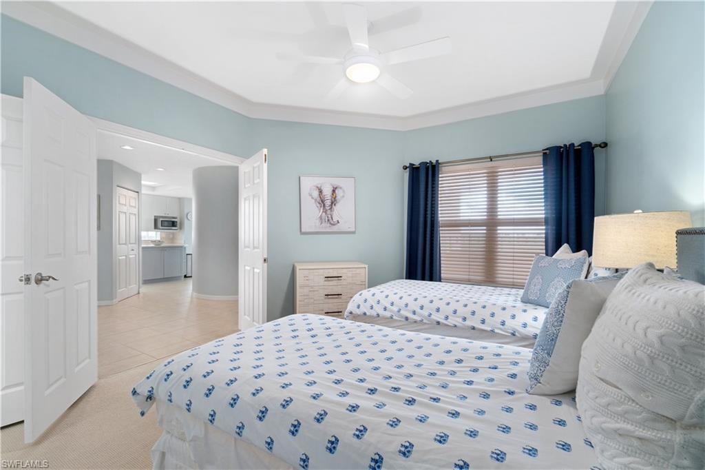 BAREFOOT BEACH CLUB - Residential