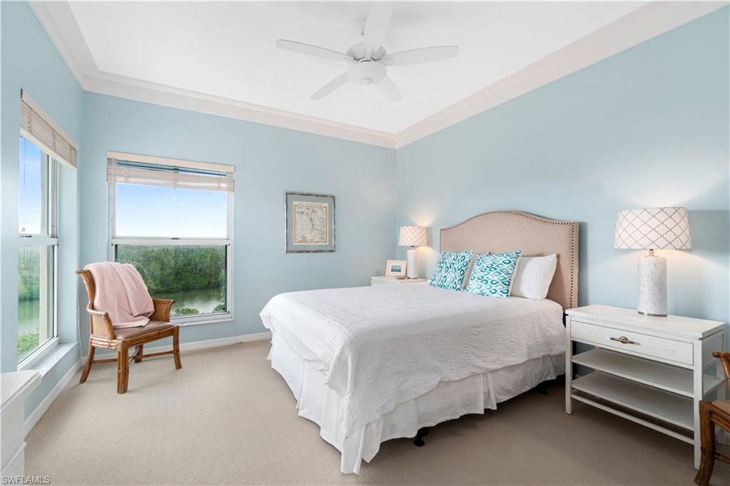 BAREFOOT BEACH CLUB - Residential