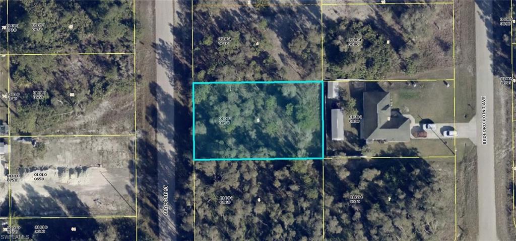 LEHIGH ACRES - Land