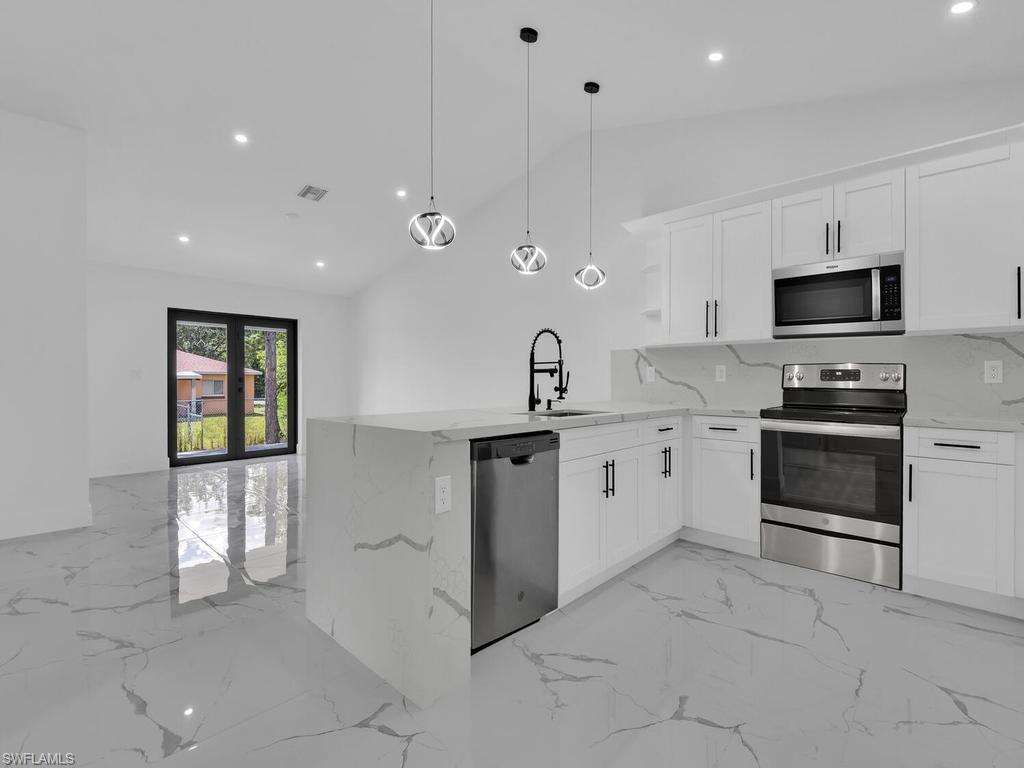 LEHIGH ACRES - Residential Income