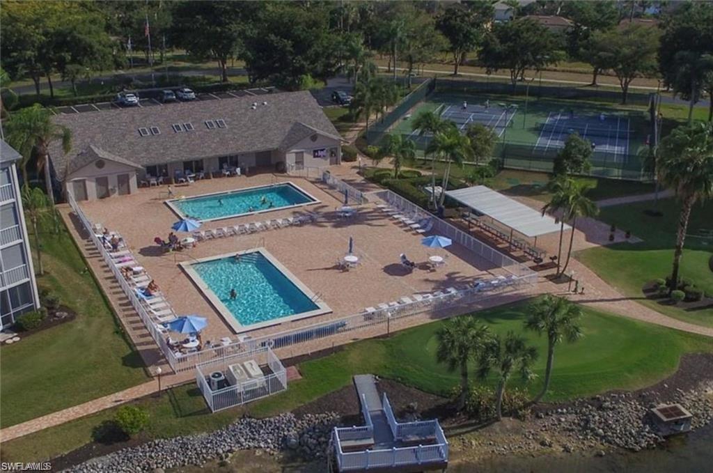 GOLFVIEW GOLF & RACQUET CLUB - Residential