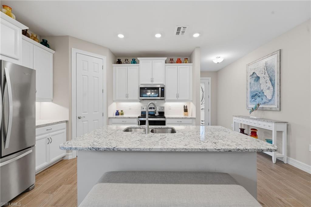 MAGNOLIA LANDING - Residential