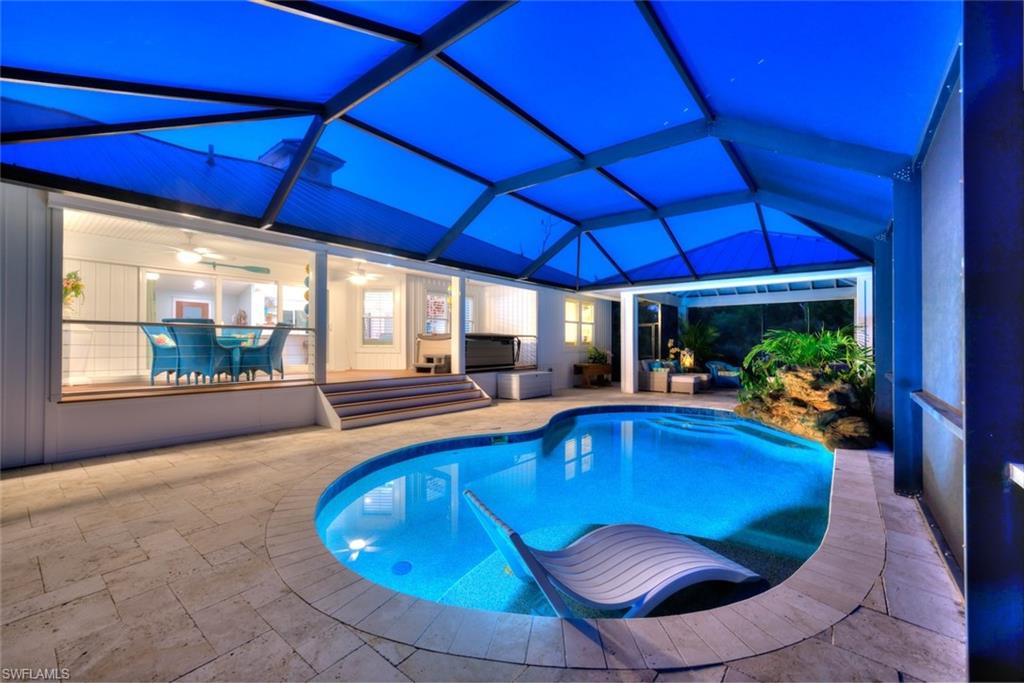 CHARLOTTE SHORES - Residential