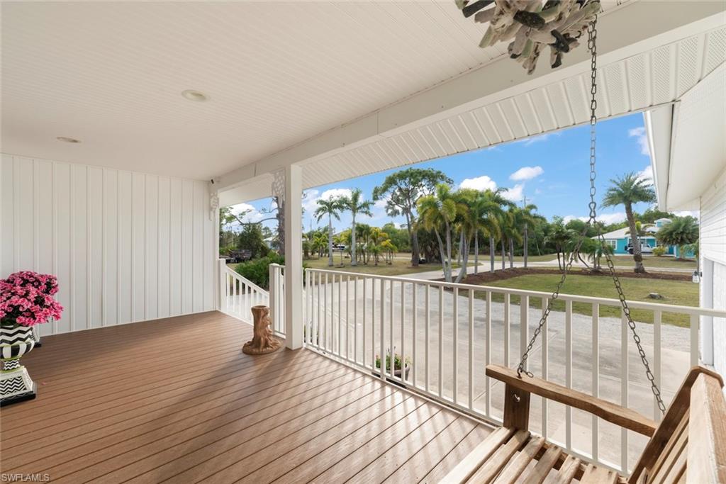 CHARLOTTE SHORES - Residential