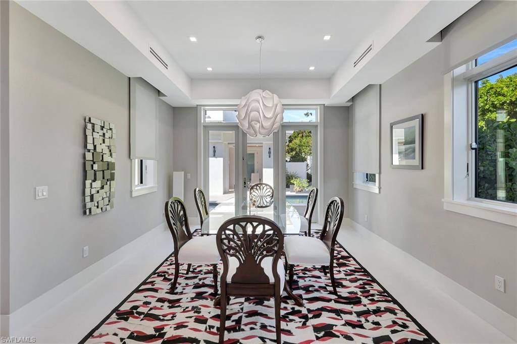 OLDE NAPLES - Residential