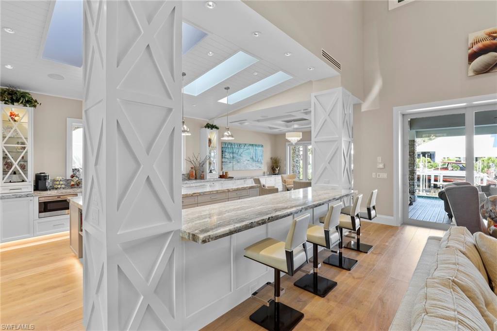 AQUALANE SHORES - Residential