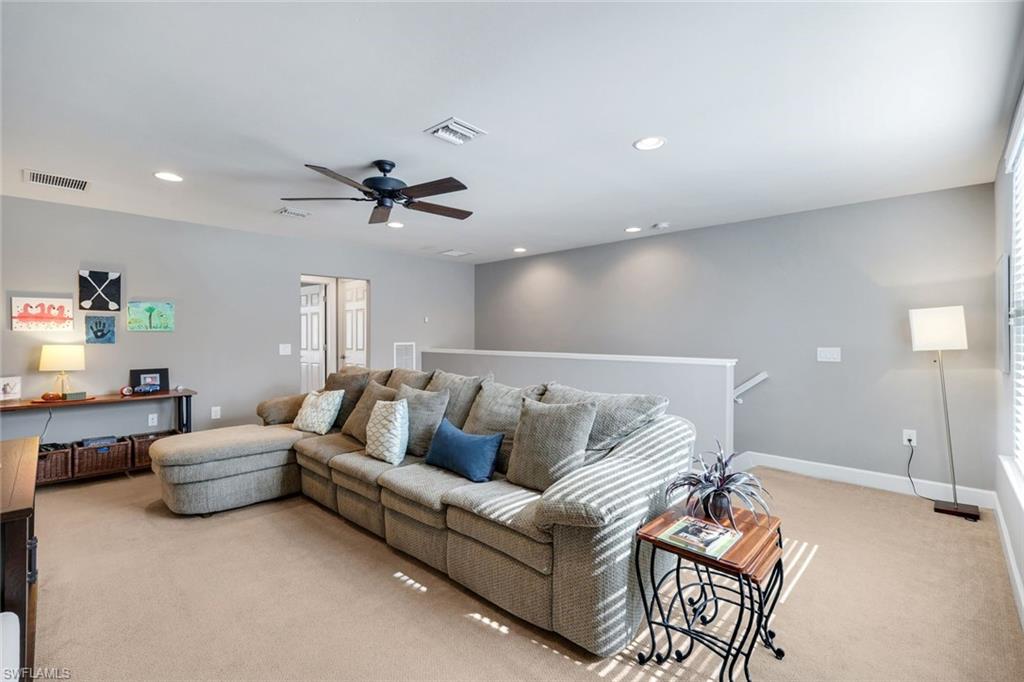 CAMDEN LAKES - Residential