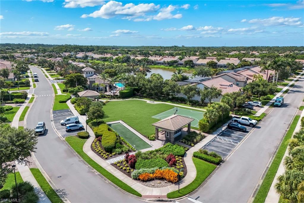 CAMDEN LAKES - Residential
