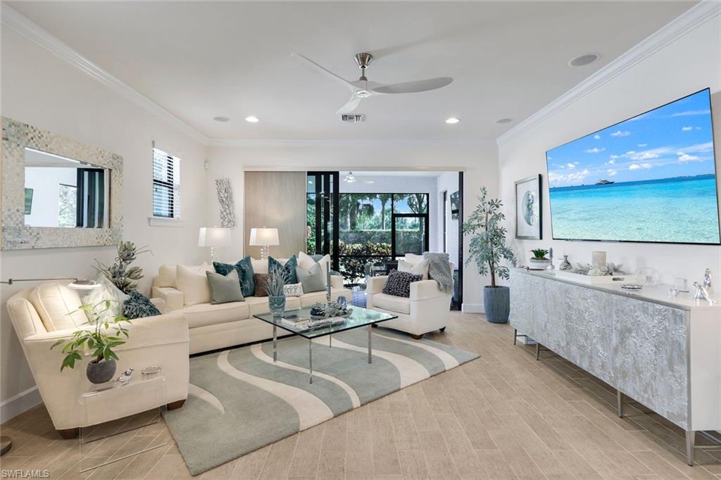 CAMDEN LAKES - Residential