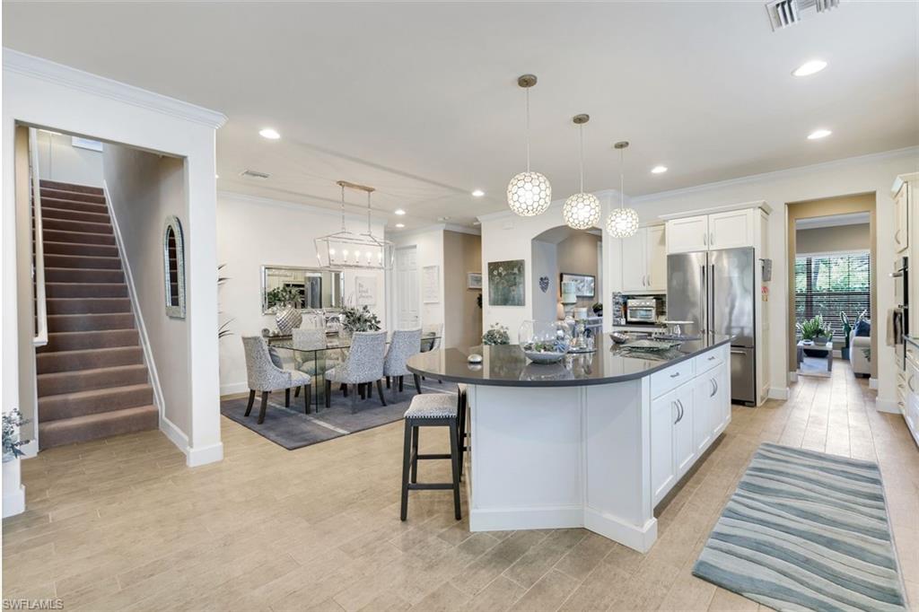 CAMDEN LAKES - Residential