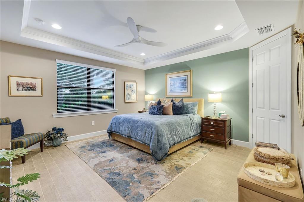 CAMDEN LAKES - Residential