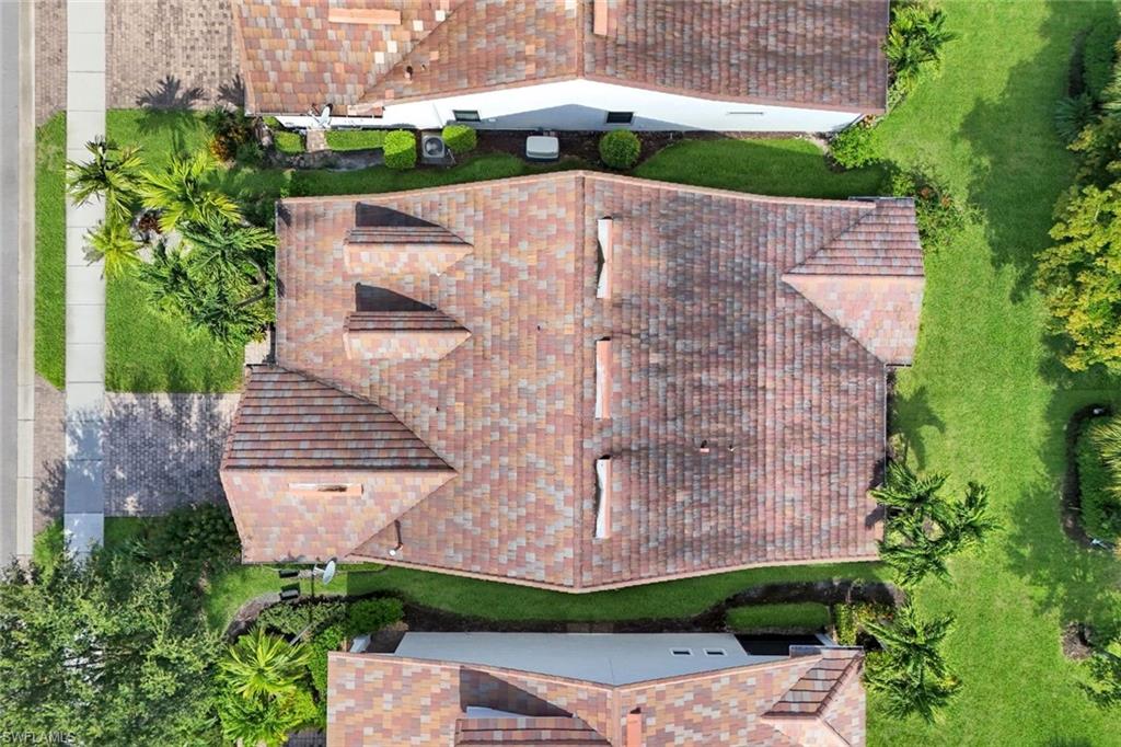 CAMDEN LAKES - Residential
